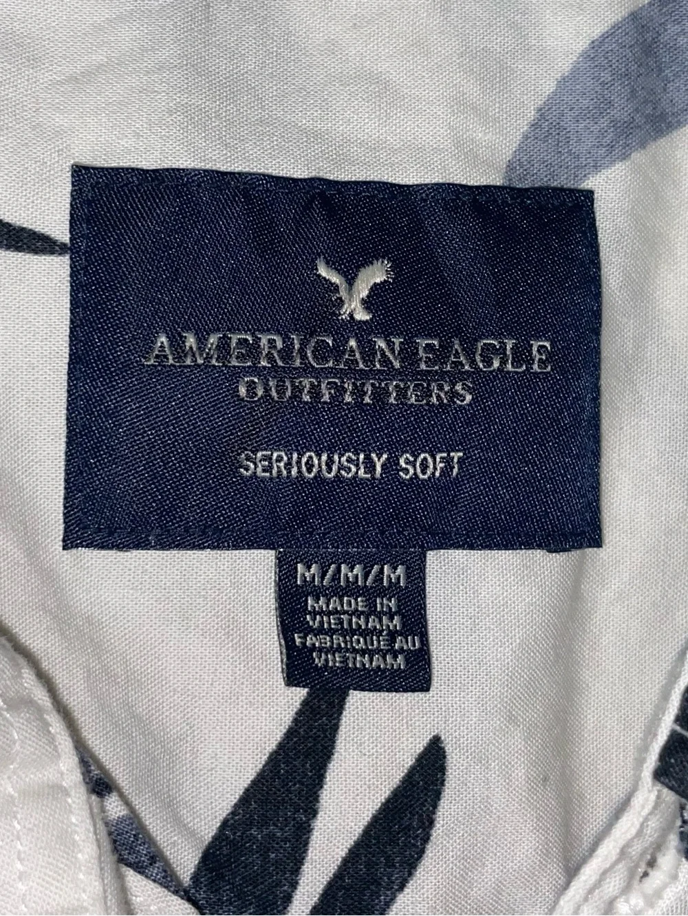 American Eagle Outfitters short sleeve